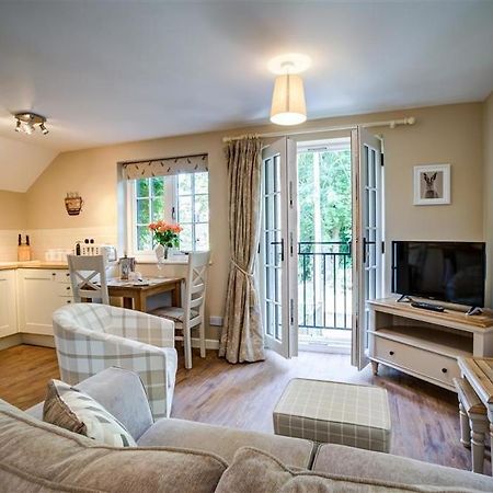 Cider Press Villa Burford Bagian luar foto