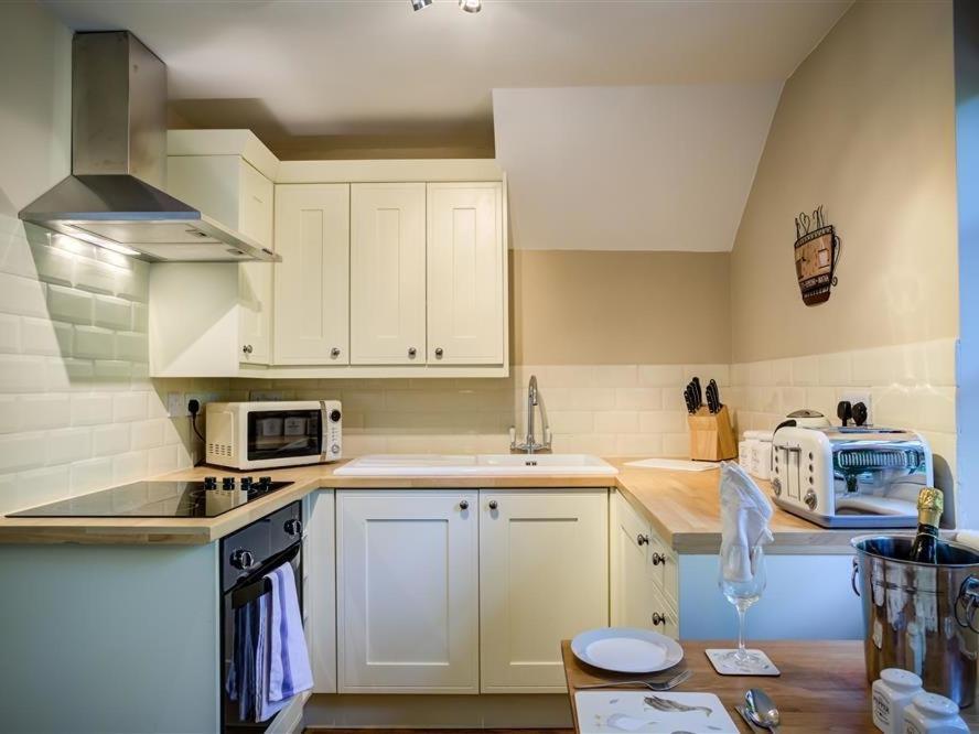 Cider Press Villa Burford Bagian luar foto